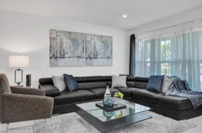 Newly Renovated 3BR Home w Hot Tub